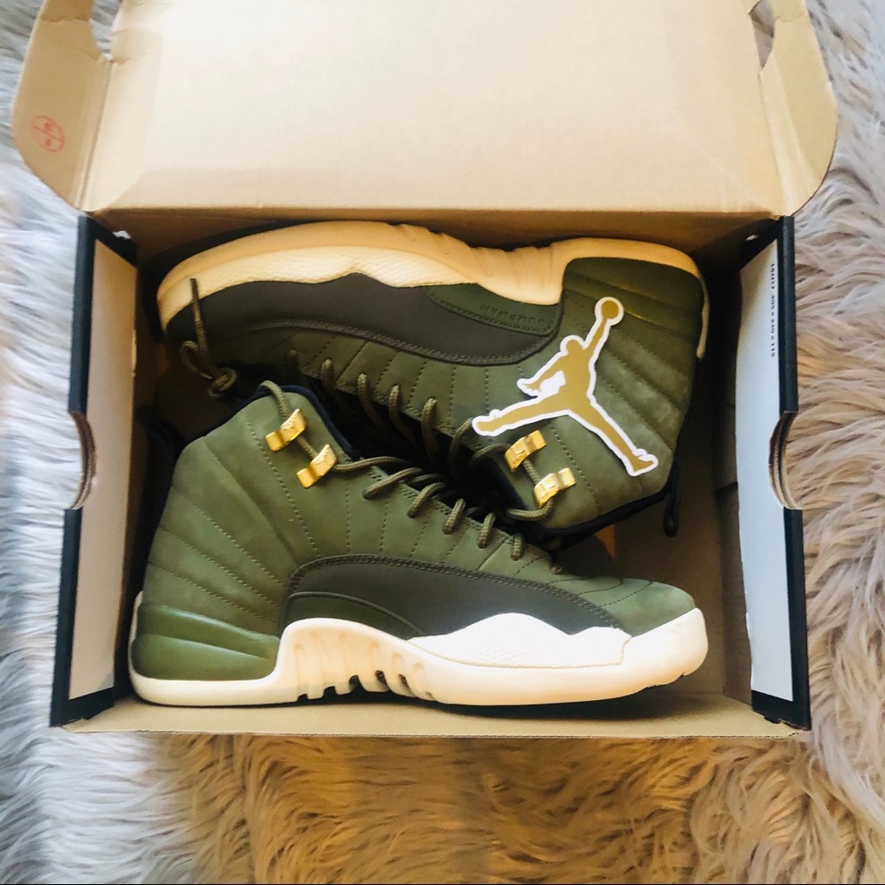 Retro Jordan 12 Green